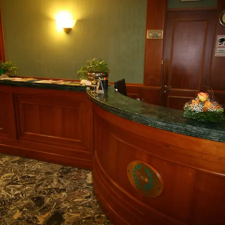 诺佛阿尔伯格酒店