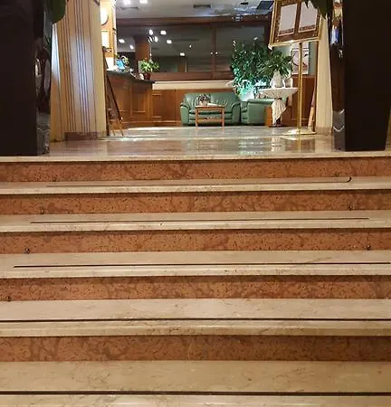 诺佛阿尔伯格酒店