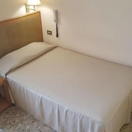 Nuovo Hotel