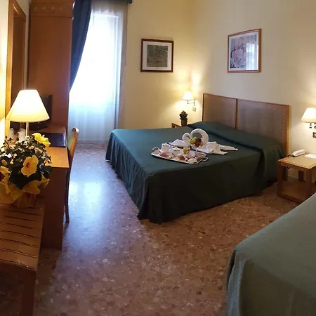 Nuovo Hotel 3*