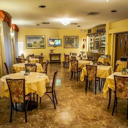 Nuovo Hotel